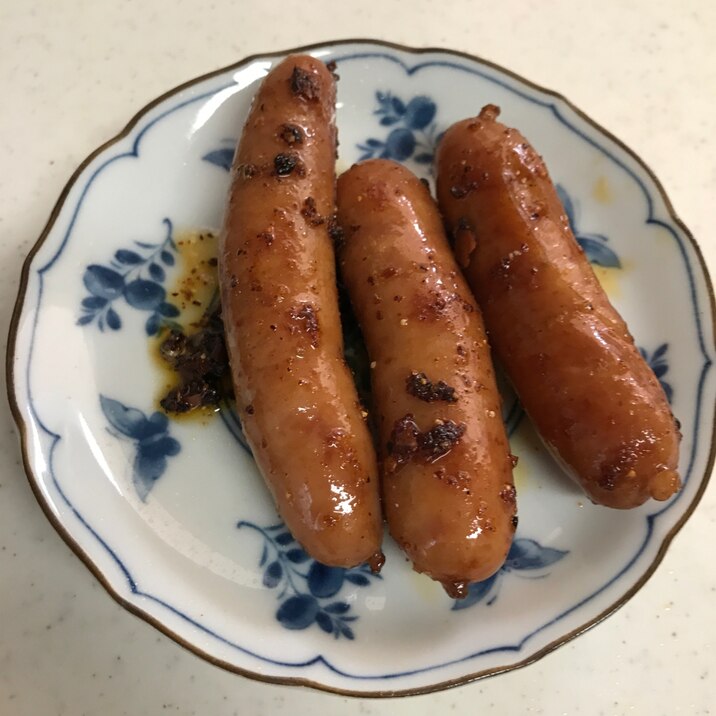 ご飯が進む簡単で節約にもなる、焼きウインナー！